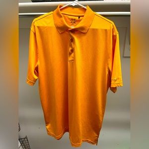 Like New! Men’s Polo Golf Shirt. Short Sleeve. Size Large.